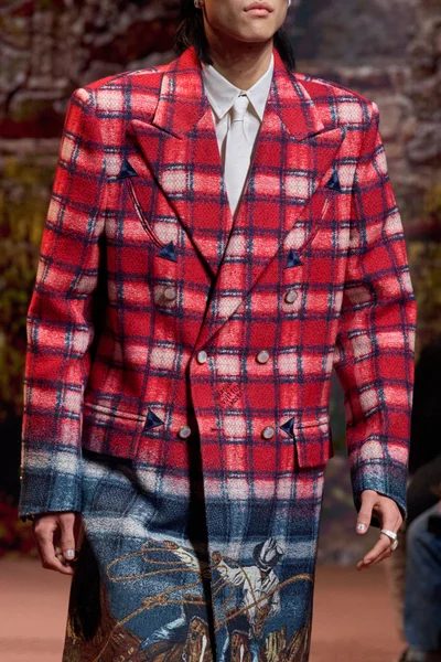 Look 129